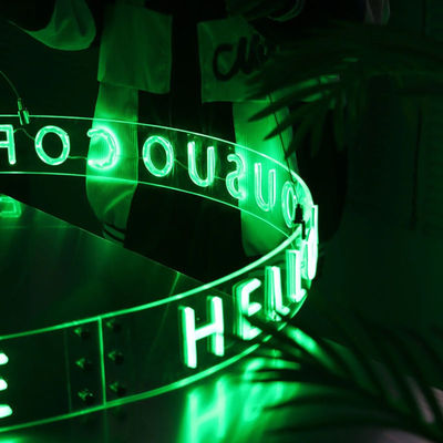 Anelli appesi personalizzati Luce al neon per soffitto personalizzato Voltaggio di ingresso 12V CA
