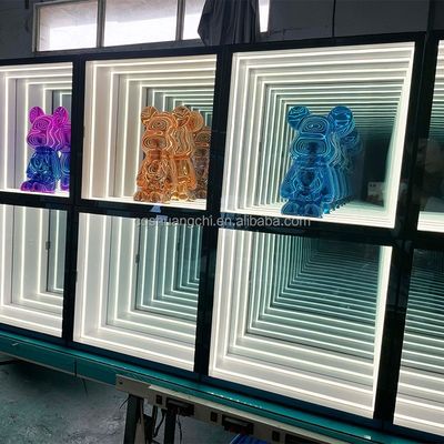 Cassa per display a specchio infinito ad alta luminosità a LED per decorazioni del prodotto 2024