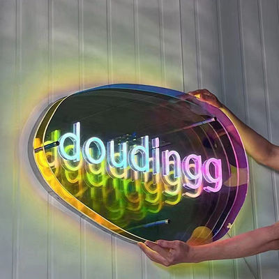 Specchio a più strati Specchio a segno di neon 3D con logo LED a gradiente di colore personalizzato Perfetto