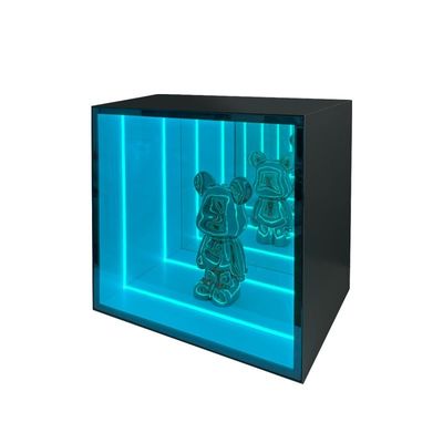 Cassa per display a specchi di vetro a colori personalizzabili a LED per cabina di vino in stile moderno personalizzata