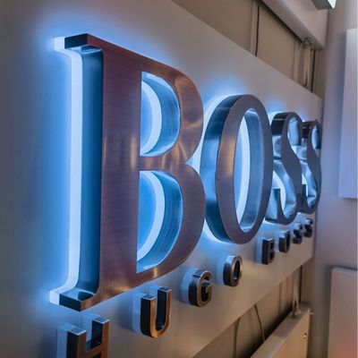 Segnaletica per hotel all'aperto Lettere acriliche illuminate a LED personalizzate per colore personalizzato