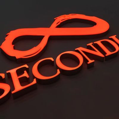 Tabella pubblicitaria stradale LED Lettere alfabetico con strisce in acciaio inossidabile e illuminazione