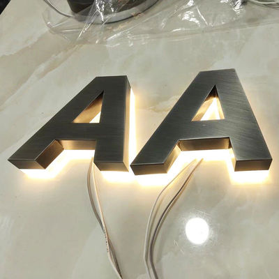 Display pubblicitario interno esterno Acrilico in acciaio inossidabile LED Lettere canale Segnaletica
