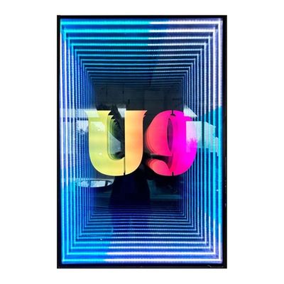 Disegni personalizzati segnaletica a specchio infinito acrilico a LED con abbagliante e segnali elettronici