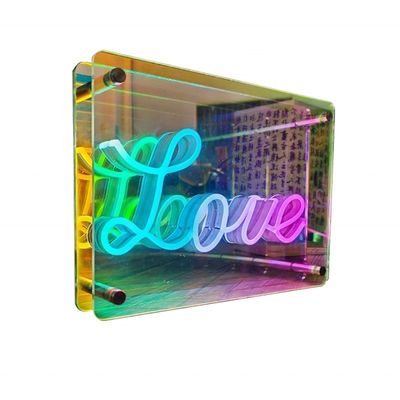 Pubblicità interna Infinity Mirror Neon Sign con colorato display acrilico Light Box