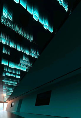 Trasforma la tua pubblicità con il nostro fan olografico 3D Abyss Mirror LED Letters 2024
