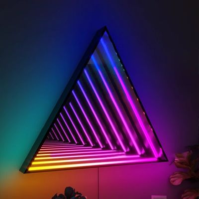 Segnale a LED a specchio personalizzato con effetto infinito