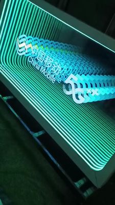 3D Abyss Mirror Neon Acrylic Lettere luminose con luci Neno Delicate Custom Size Shape